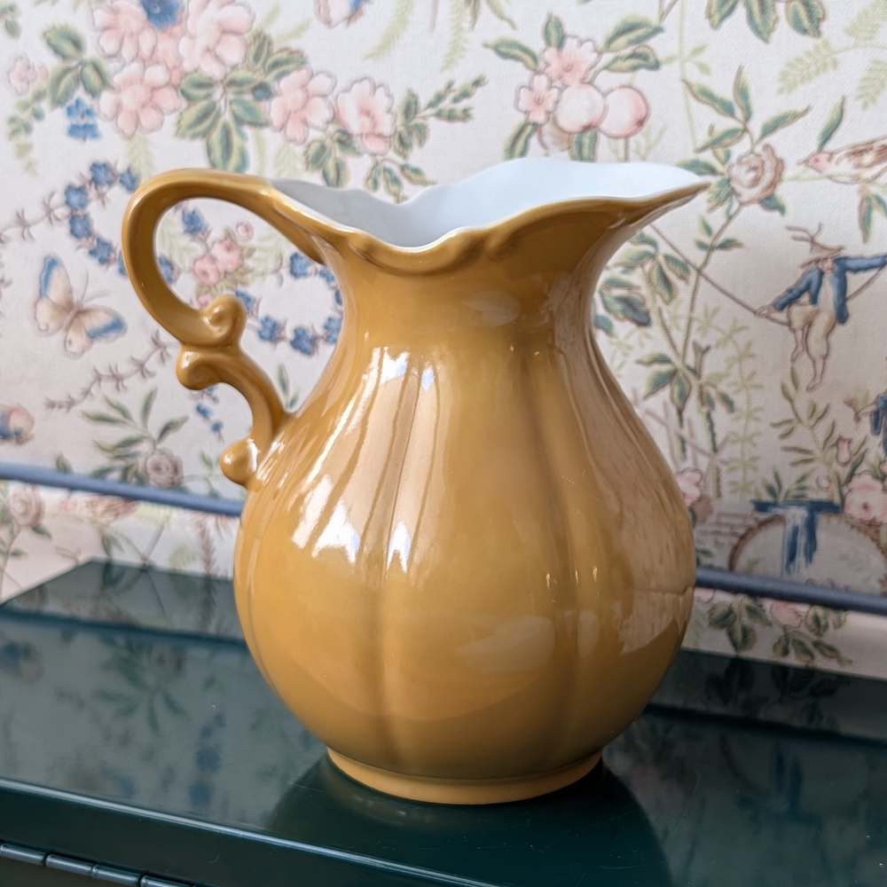 Vtg Ceramic Pitcher